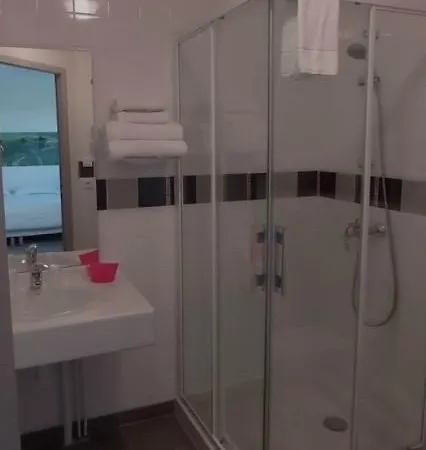 La Peniche Hotell 4*